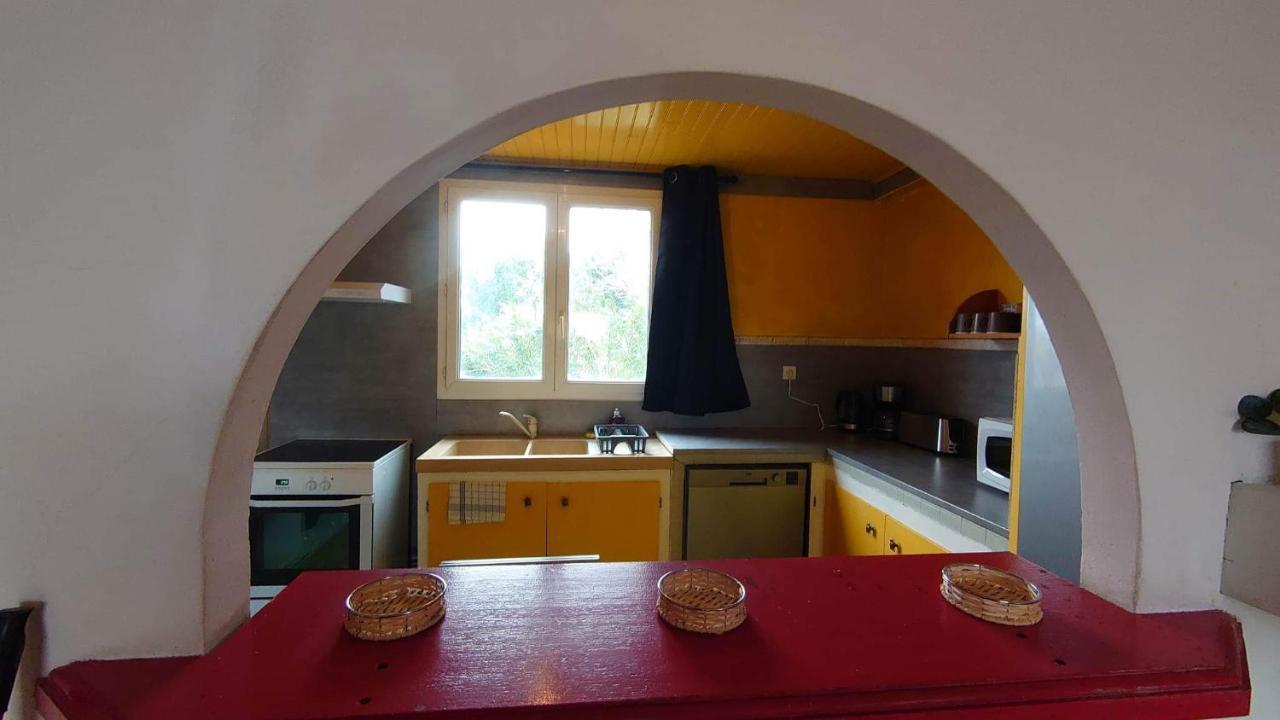 Le Barcares Logement Climatise Pour 6 Personnes, Draps Et Serviettes Non Fournis Air-Conditioned Accommodation For 6 People, Sheets And Towels Not Provided Alojamiento Con Aire Acondicionado Para 6 Personas, Sabanas Y Toallas No Incluidas Dış mekan fotoğraf