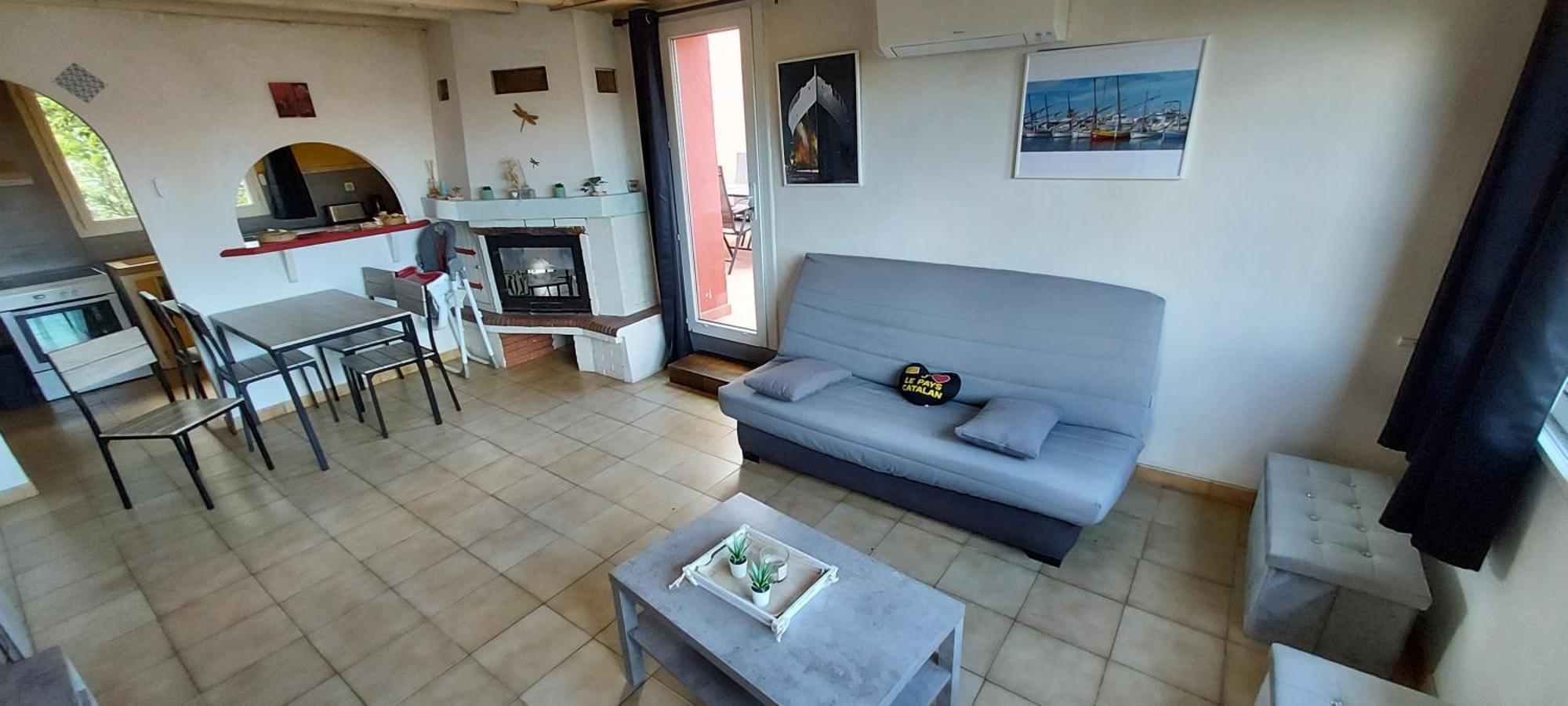 Le Barcares Logement Climatise Pour 6 Personnes, Draps Et Serviettes Non Fournis Air-Conditioned Accommodation For 6 People, Sheets And Towels Not Provided Alojamiento Con Aire Acondicionado Para 6 Personas, Sabanas Y Toallas No Incluidas Dış mekan fotoğraf